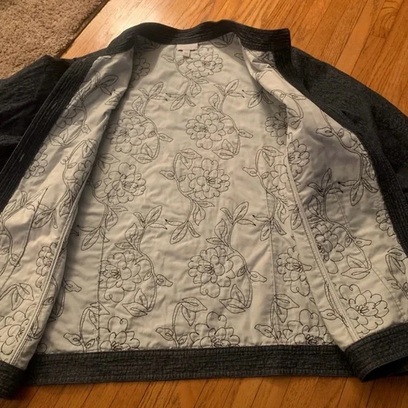 Women's Charter Club Denim Floral Jacket - Picture 3 of 10